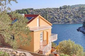 Peaceful Holiday House Senija
